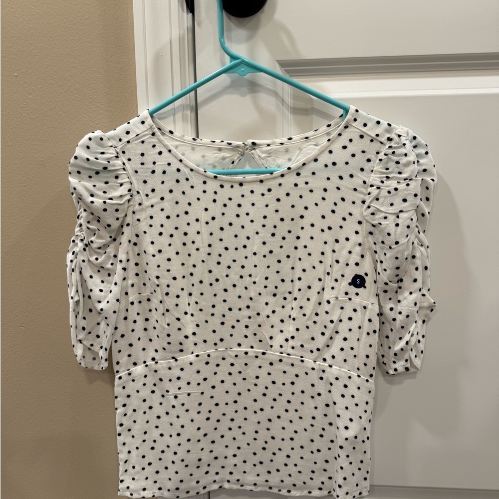 Abercrombie and Fitch White Polka Dot Blouse
